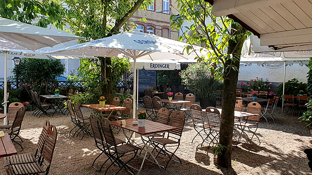 Biergarten im Dilthey Haus